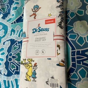 Pottery barn Dr. Seuss sheet set (crib/toddler size)